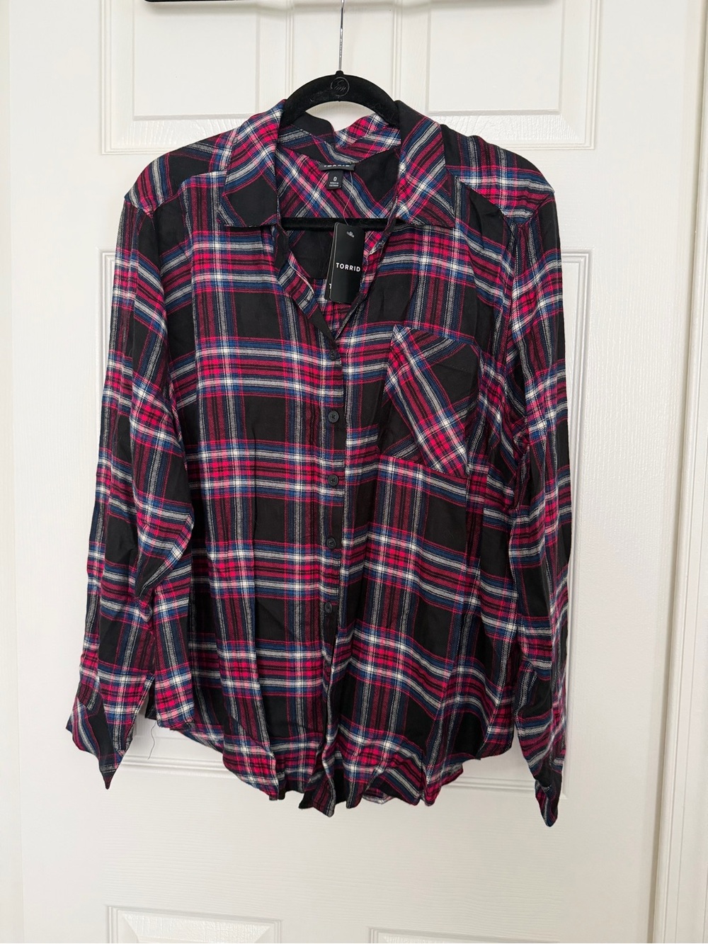 TORRID LIZZIE BUTTON DOWN LONG SLEEVE